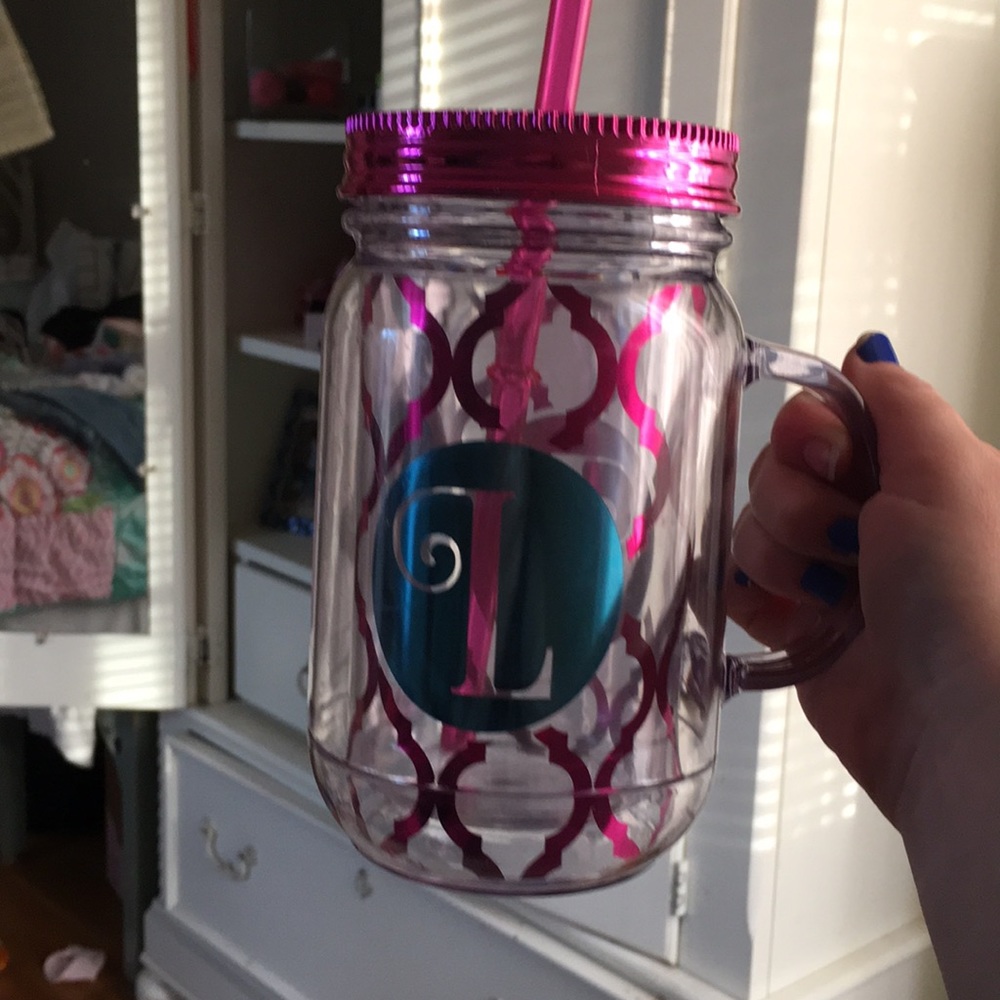 L Mason Jar Mug with straw - Brand new!!